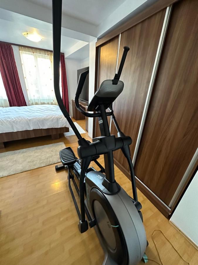 Brasov Place别墅 外观 照片